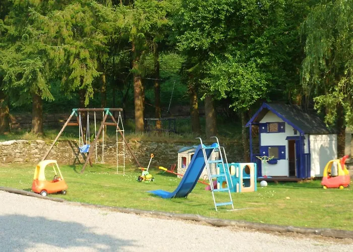 Bonne Chere Family Friendly Gites * Heated Pool * Huge Playbarn