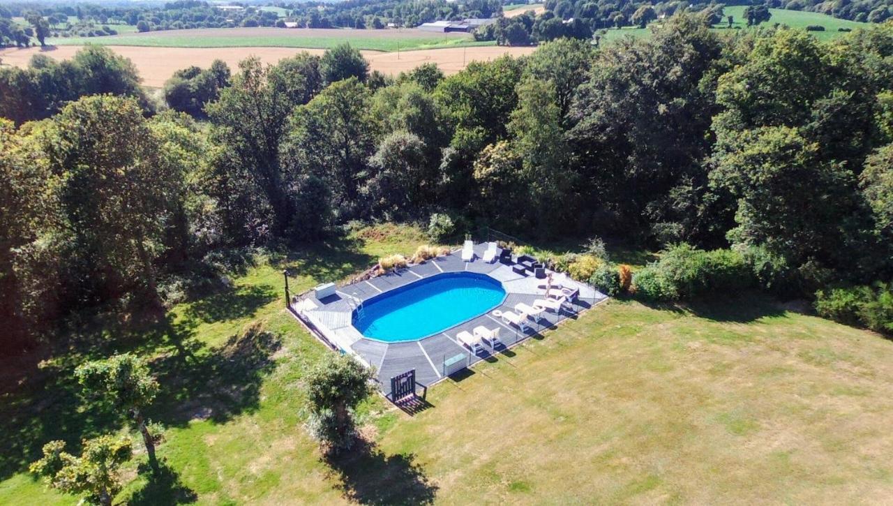 Bonne Chere Family Friendly * Heated Pool * Huge Playbarn Pontivy